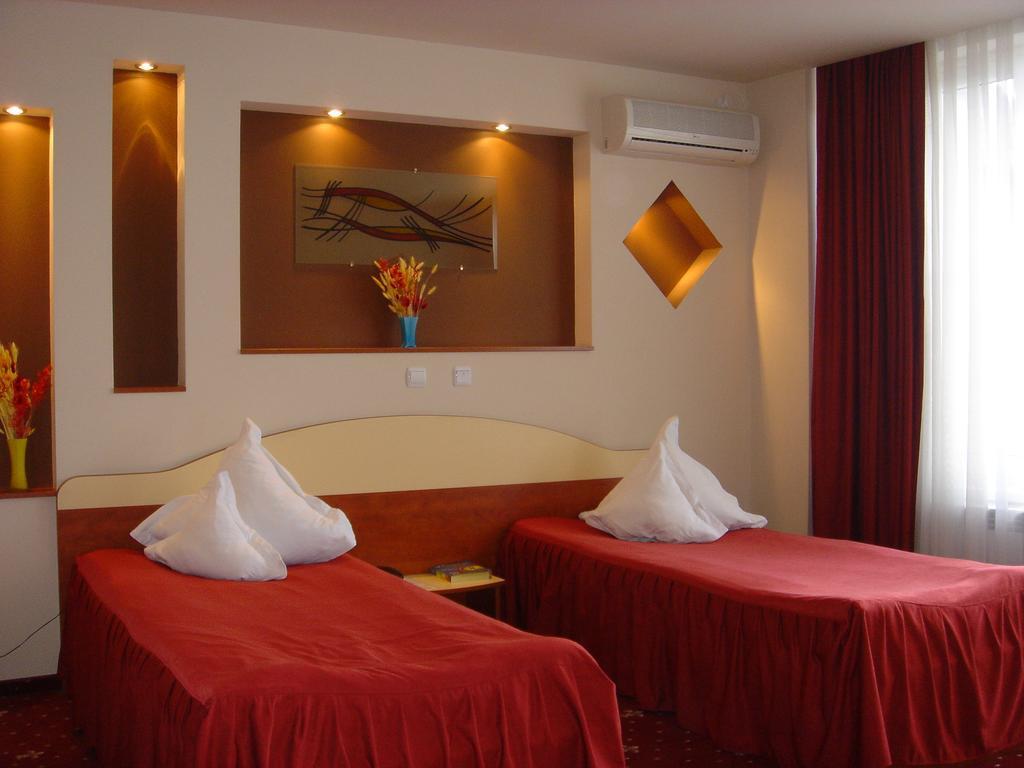 Hotel Kleyn คอนสตันซา ภายนอก รูปภาพ